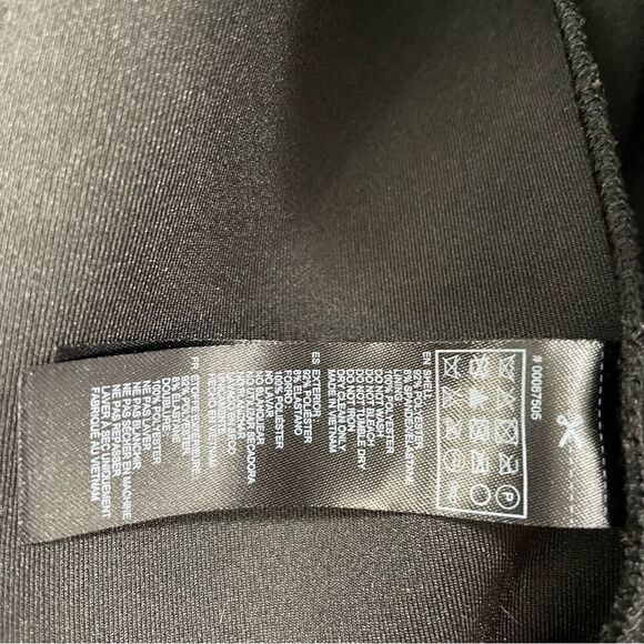 [S] Forever 21 Women’s Structured Black Blazer with Decorative Gold Buttons - Picture 14 of 15